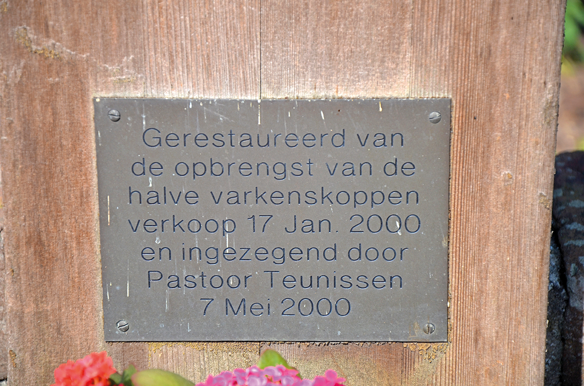De kleine gemeenschap rond de kapel is terecht trots op wat ze met eigen middelen heeft gerealiseerd.